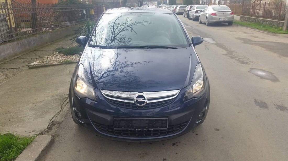 Opel Corsa 1,2 benzina 2014