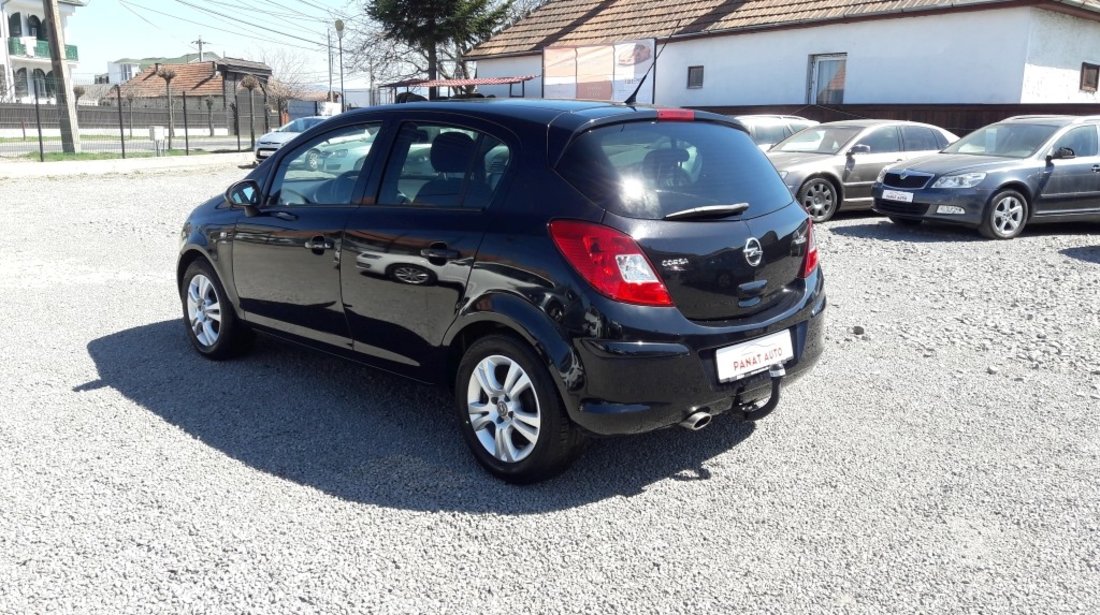 Opel Corsa 1.2 i 2011