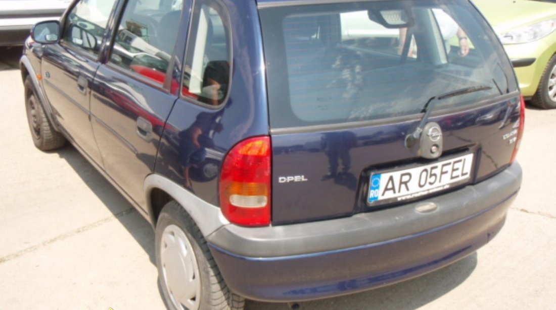 Opel Corsa 1 2i Clima