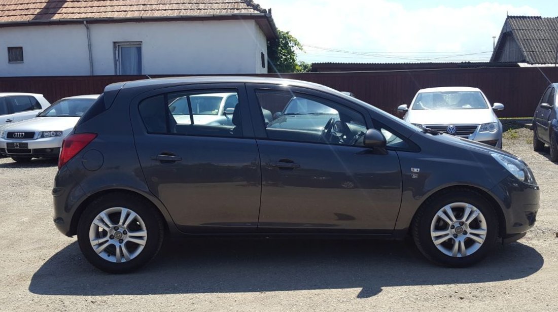 Opel Corsa 1.3 cdti 2011