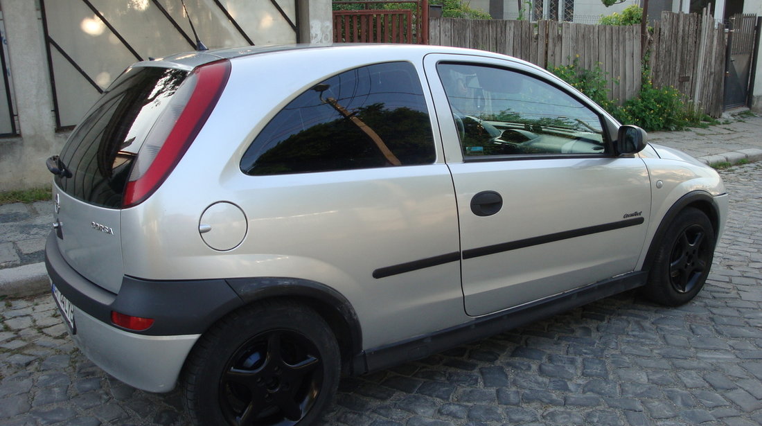 Opel Corsa 1000 cm 2002