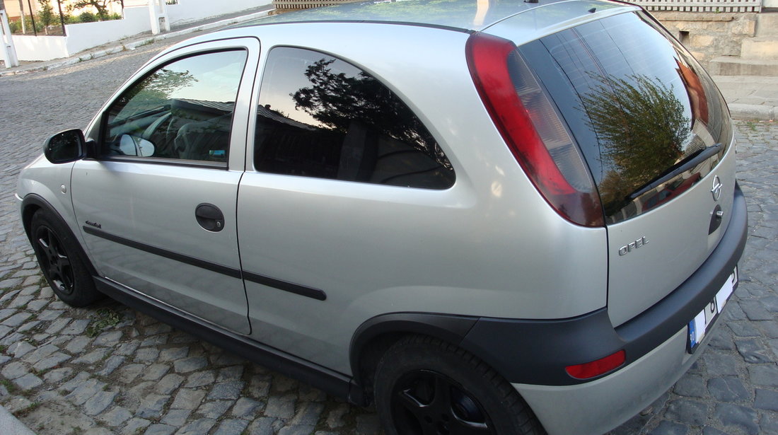 Opel Corsa 1000 cm 2002