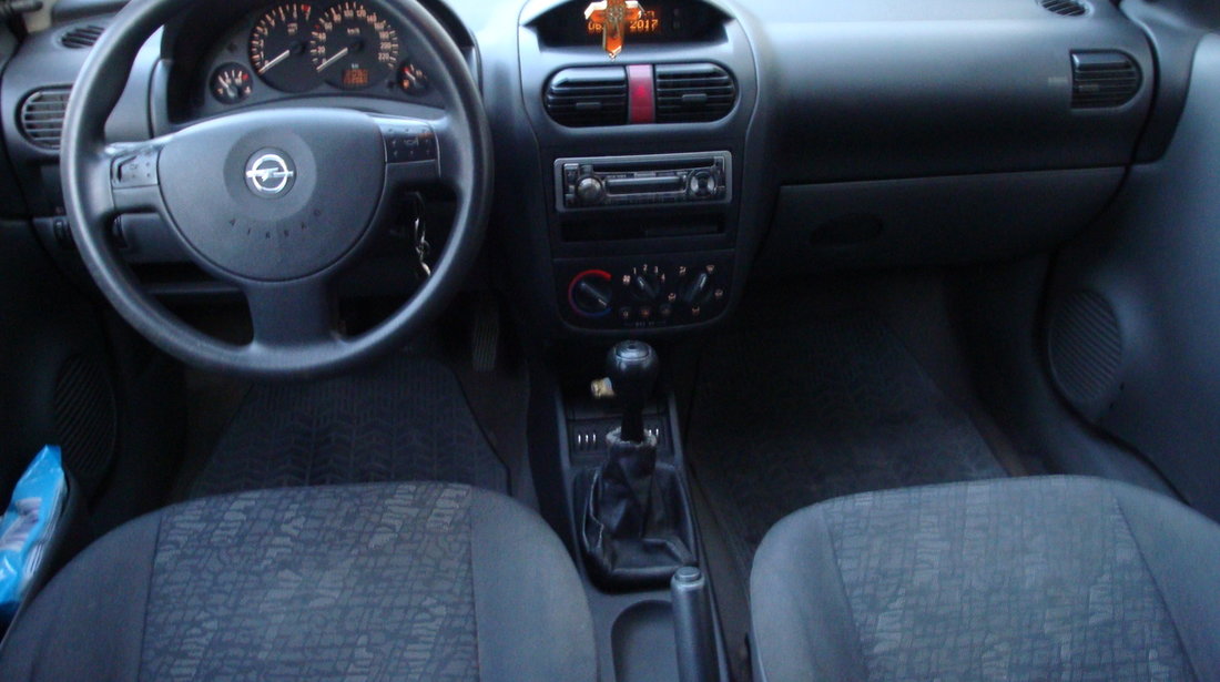 Opel Corsa 1000 cm 2002