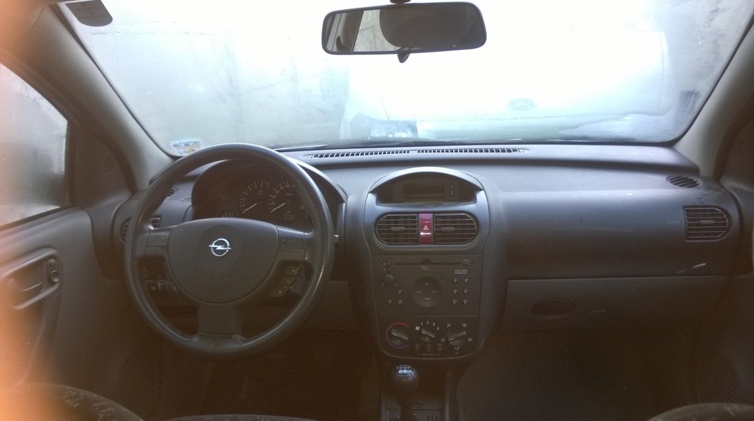 Opel Corsa 1200 2001