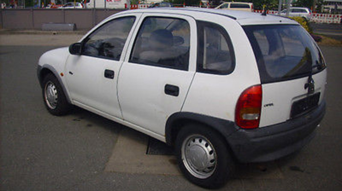 Opel Corsa 973 1998