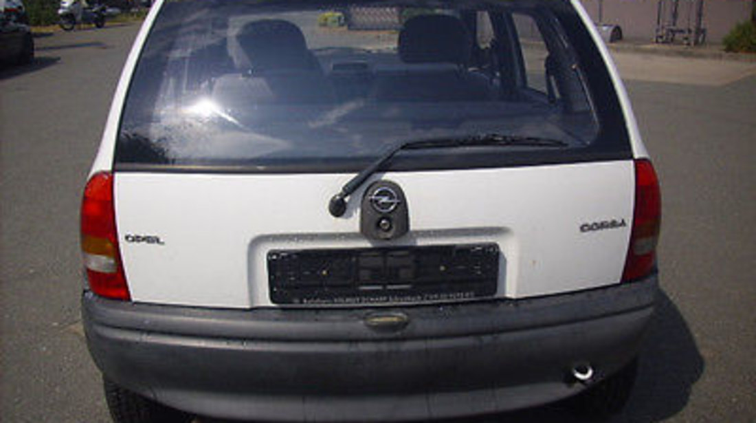 Opel Corsa 973 1998