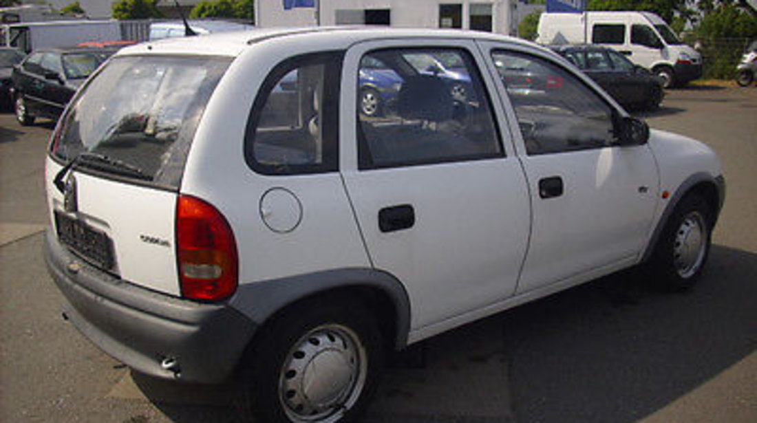 Opel Corsa 973 1998