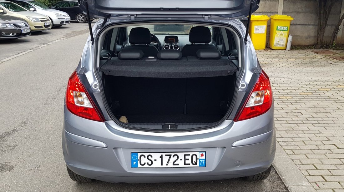 Opel Corsa COSMO FULL 1.4 I AN FAB.2007 2007