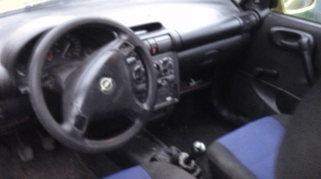 Opel Corsa ecotec 1999
