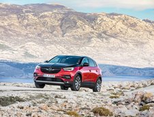 Opel Grandland X Hybrid4