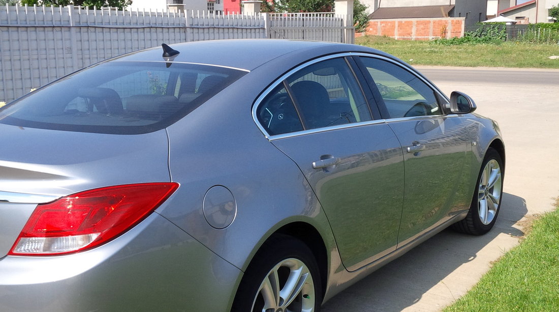 Opel Insignia 1,8 benzina 2011