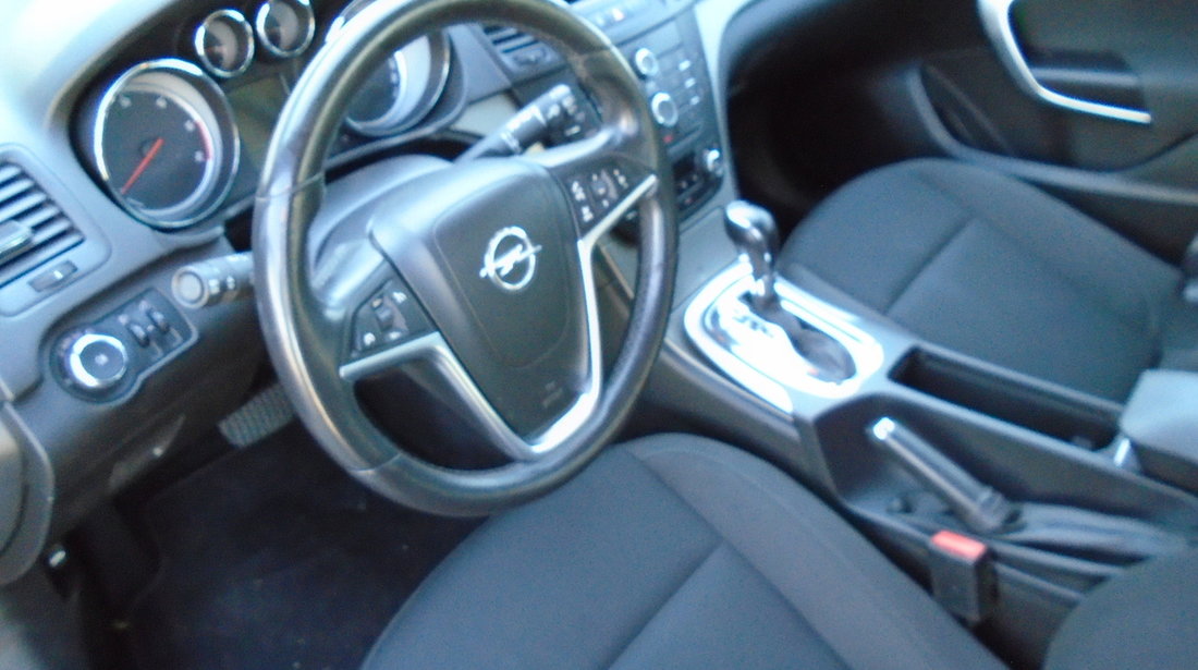 Opel Insignia 2.0 2011