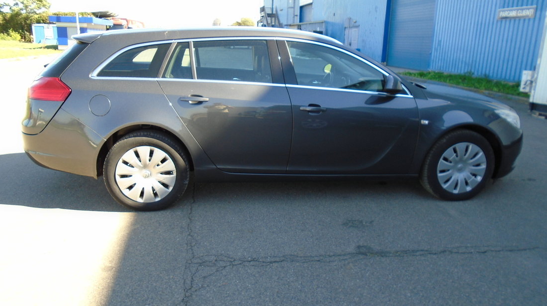 Opel Insignia 2.0 2011