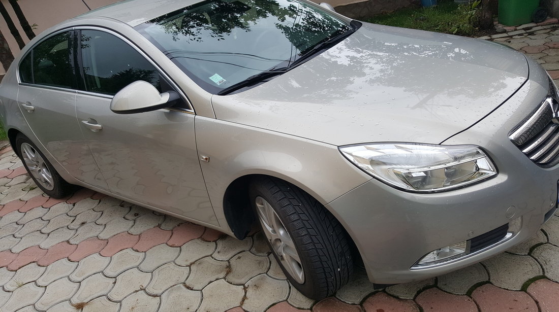 Opel Insignia 2.0d 2010