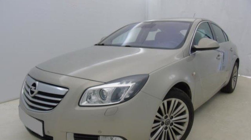 Opel Insignia Cosmo 2.0 CDTI 16v 130 CP MT6 Start&Stop 2012