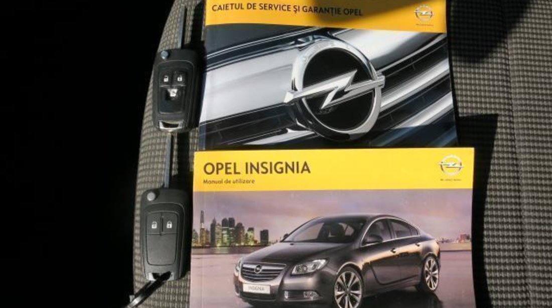 Opel Insignia Cosmo 2.0 CDTi DPF BiTURBO 195 CP Start&Stop 2012