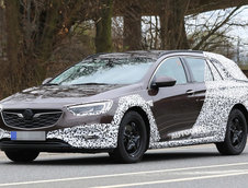 Opel Insignia Country Tourer - Poze Spion