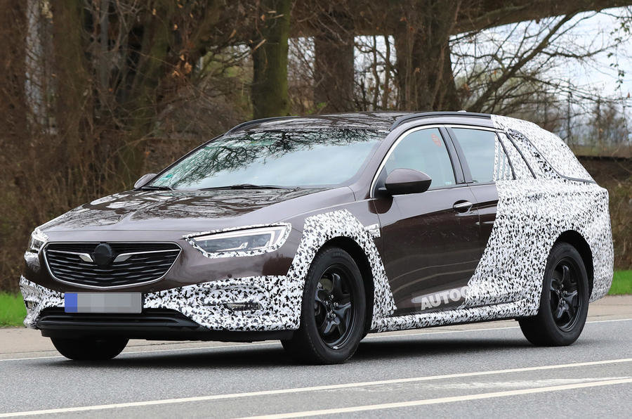 Opel Insignia Country Tourer - Poze Spion