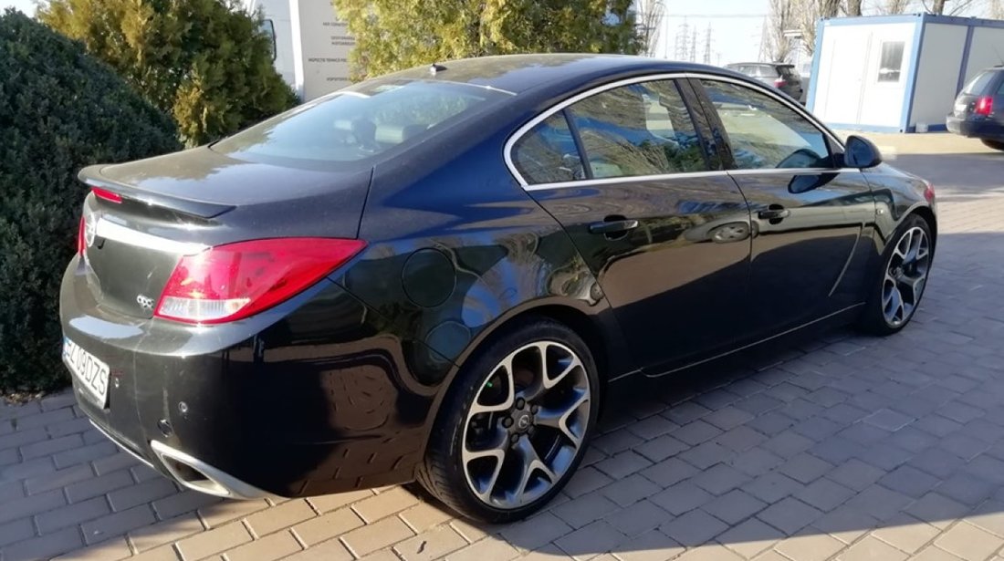 Opel Insignia opc 2011