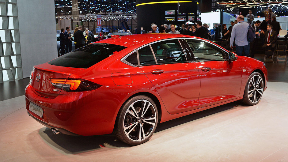 Opel Insignia - Poze reale