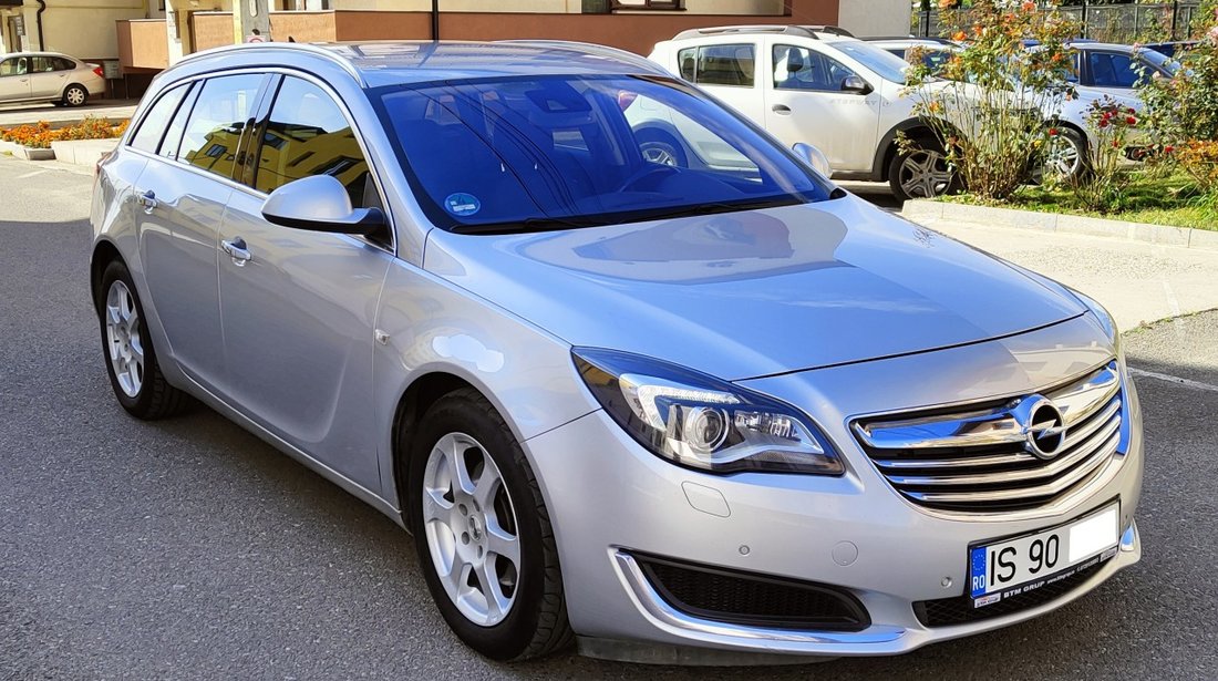 Opel Insignia sport tourer 2.0 diesel full options an fab. 2015