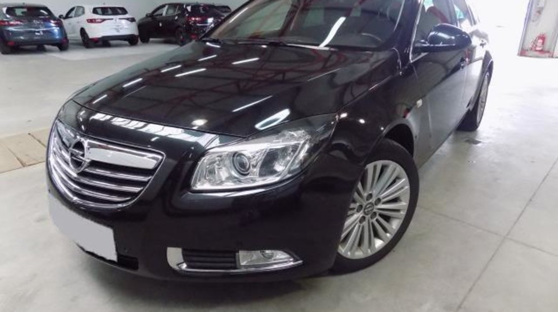 Opel Insignia Sports Tourer Cosmo 2.0 CDTi 16v 160 CP M6 2012