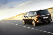 Opel la IAA: un cvartet de premiere mondiale