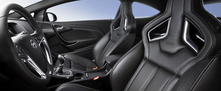 Opel lanseaza scaune de inalta performanta pentru noul Astra OPC Opel lanseaza scaune de inalta performanta pentru noul Astra OPC