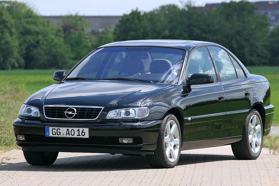 Opel Omega V8