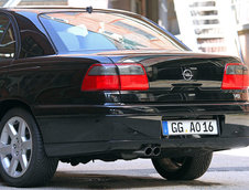 Opel Omega V8