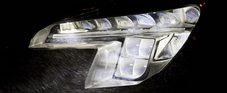 Opel revolutioneaza sistemele de iluminare din industria auto Opel revolutioneaza sistemele de iluminare din industria auto