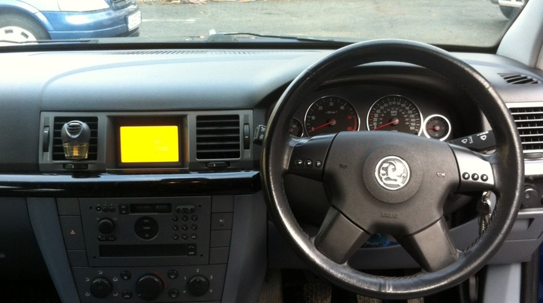 Opel Signum 2.0 TDI 2003