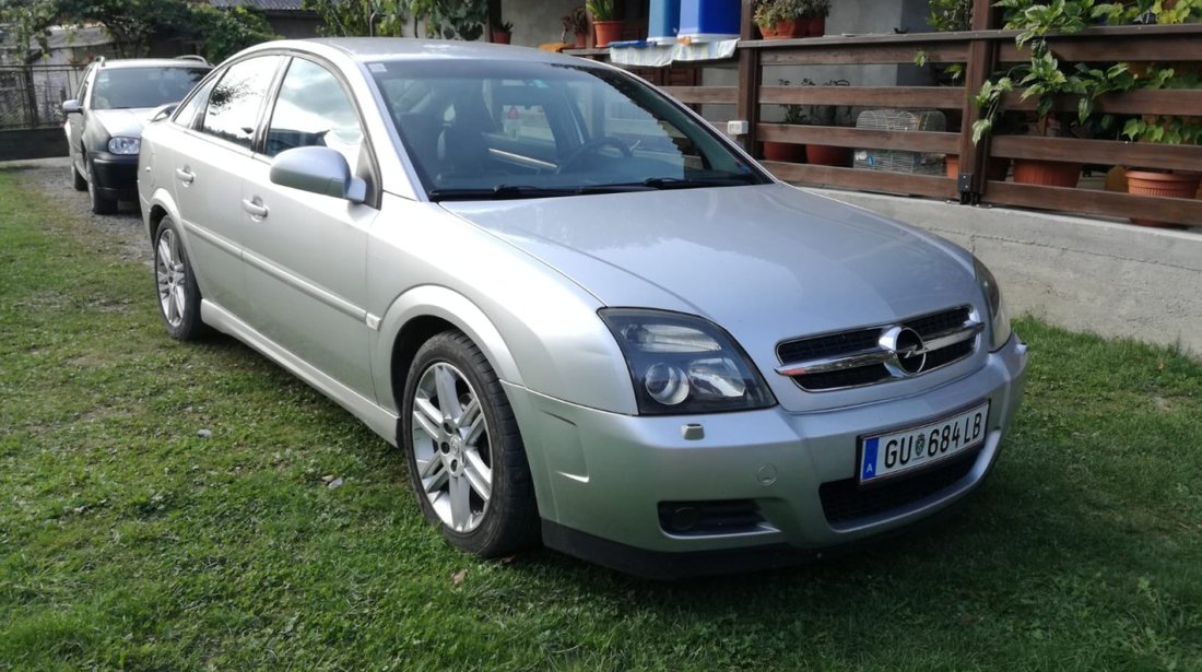 Opel Signum 2.2 GTS 2003