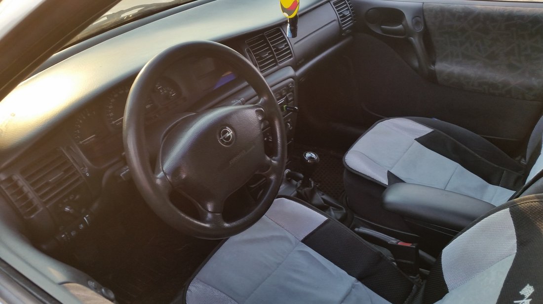 Opel Vectra 1.6 16v 1996