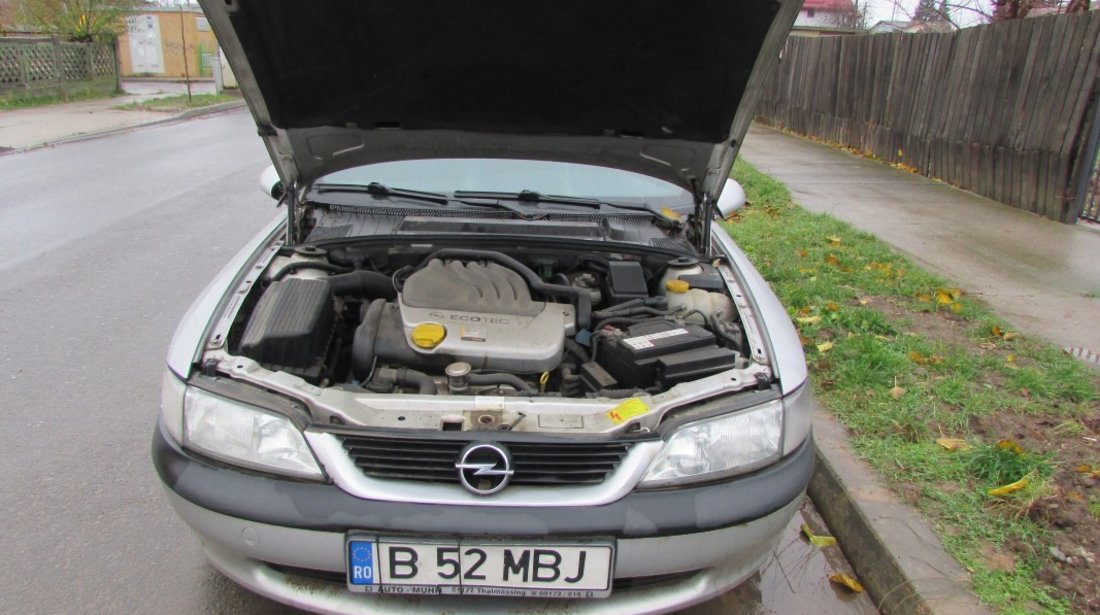 Opel Vectra 1.6 16V X16XEL 1997