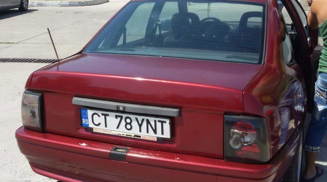 Opel Vectra 1.6 1992