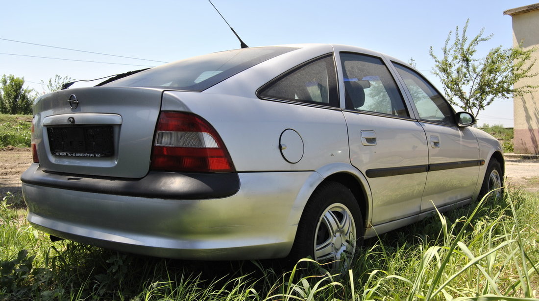 Opel Vectra 1.6 benzina 1997