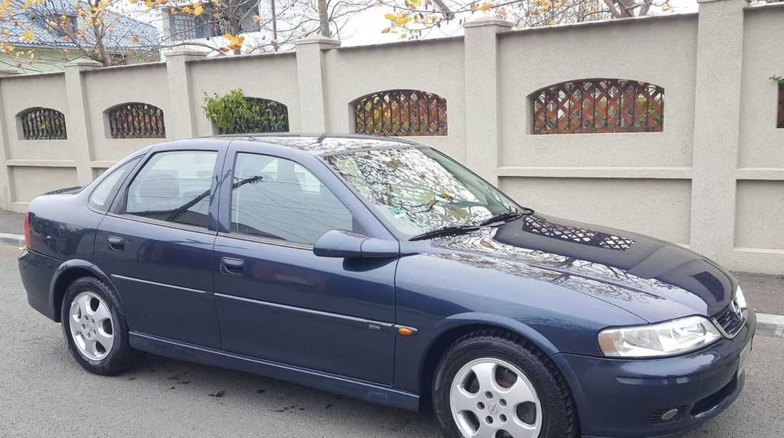 Opel Vectra 1.6 benzina 2000