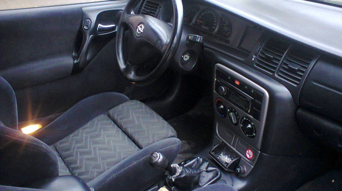 Opel Vectra 1.8 16v 2000