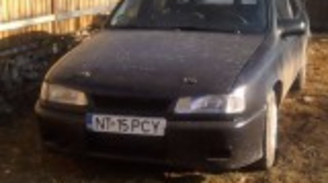 Opel Vectra 1.8 1992