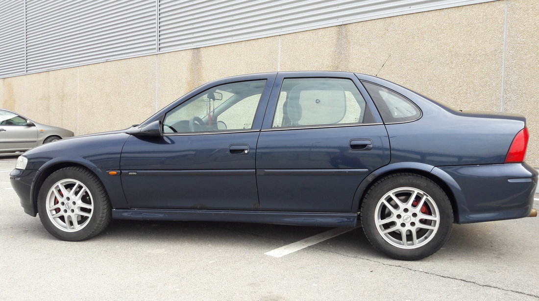 Opel Vectra 1.8 2000