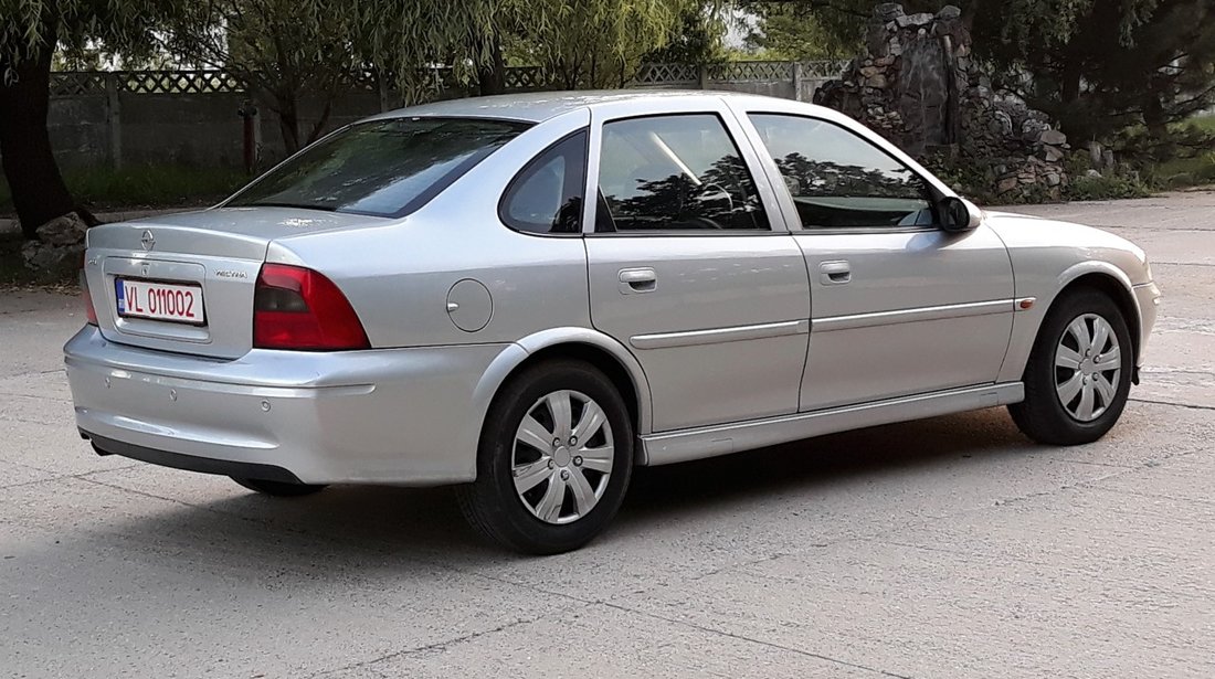 Opel Vectra 1.8 2002