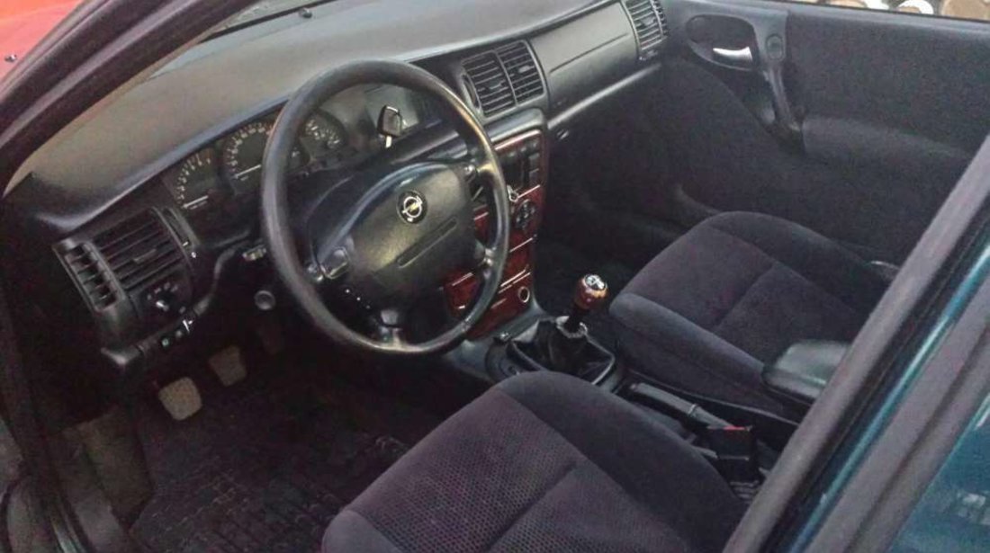 Opel Vectra 1.8 I 2000