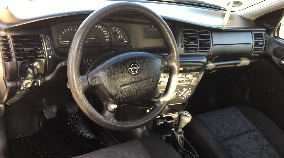 Opel Vectra 1598 2001