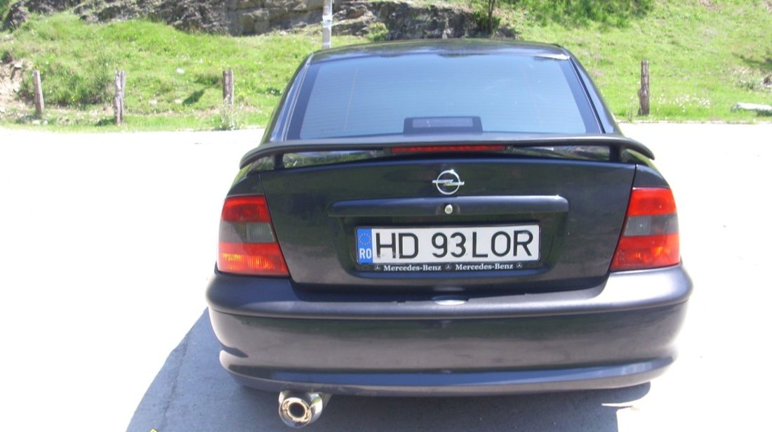 Opel Vectra 1800 16Valve 120Cp