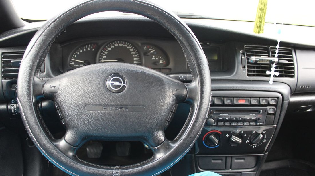 Opel Vectra 2.0 1996