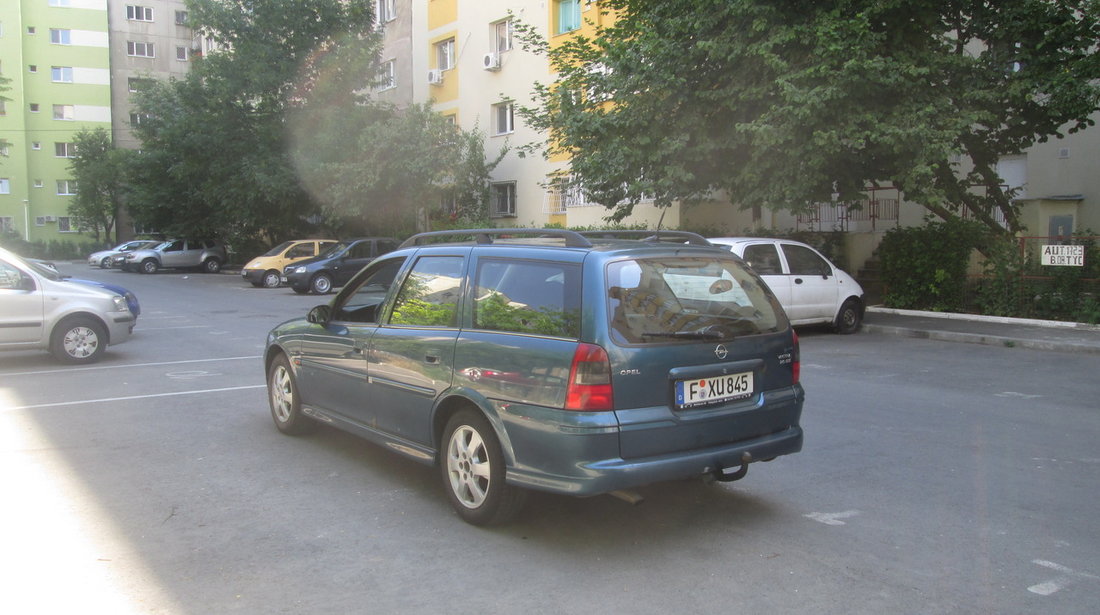 Opel Vectra 2.0 DTL 2001