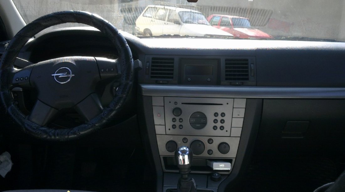 Opel Vectra 2 0