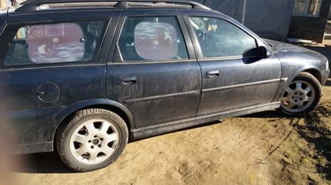 Opel Vectra 2,2 2001