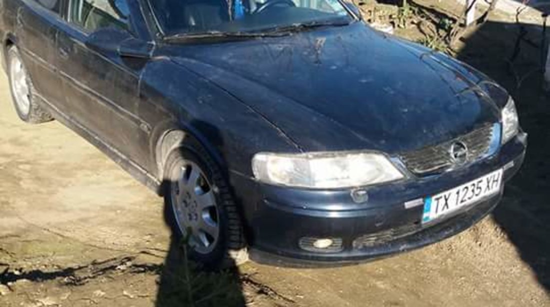 Opel Vectra 2,2 2001